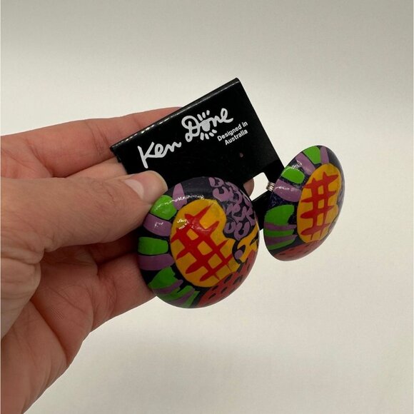 Vintage Clip On Earrings Ken Done 1980s Hand Painted Wood Round Bright Abstract - Picture 6 of 7